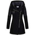 Manteau Femme à Capuche Manches Matelassées – Zip Asymétrique