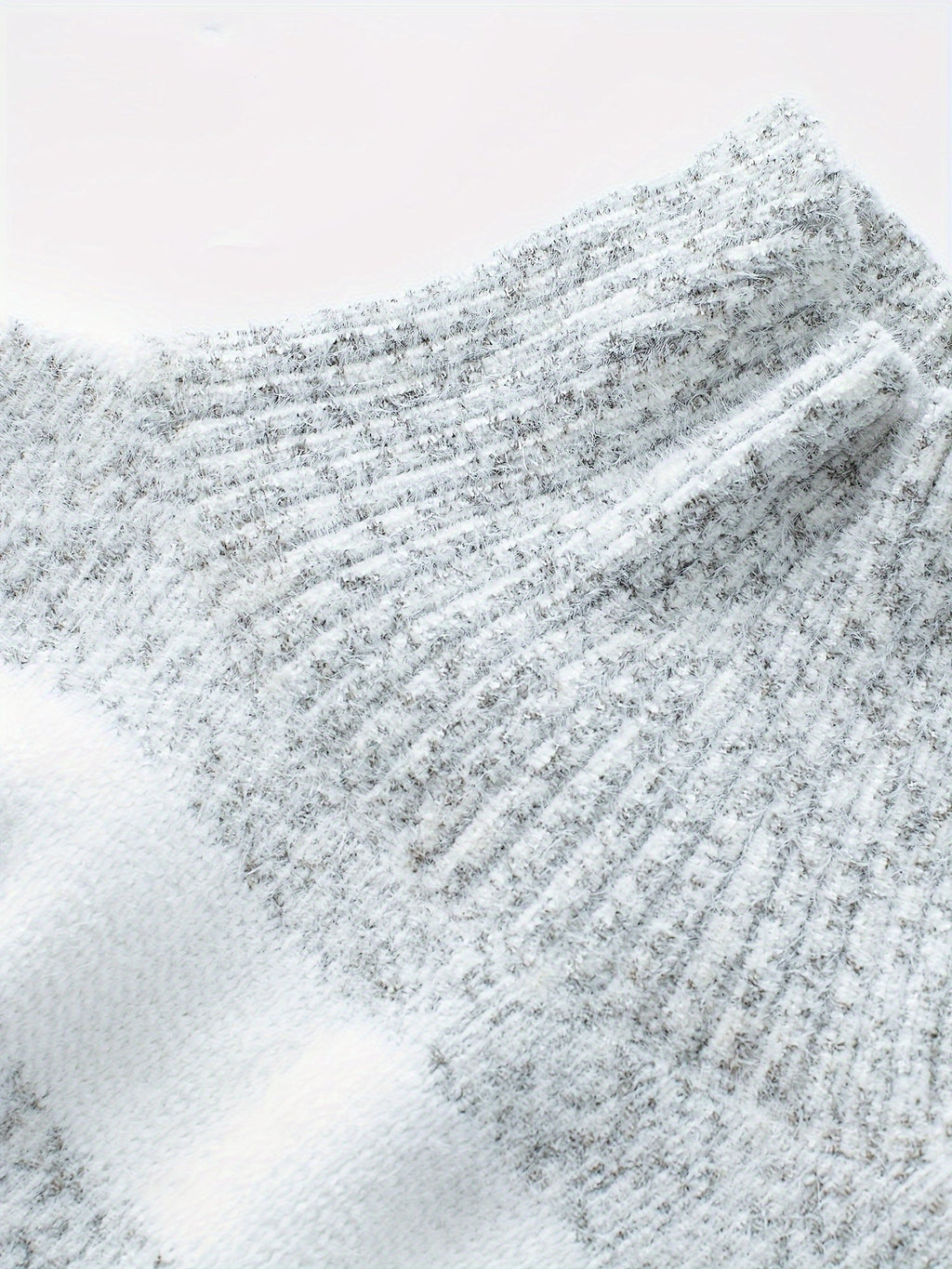 Pull Femme Oversize À Rayures – Col Roulé
