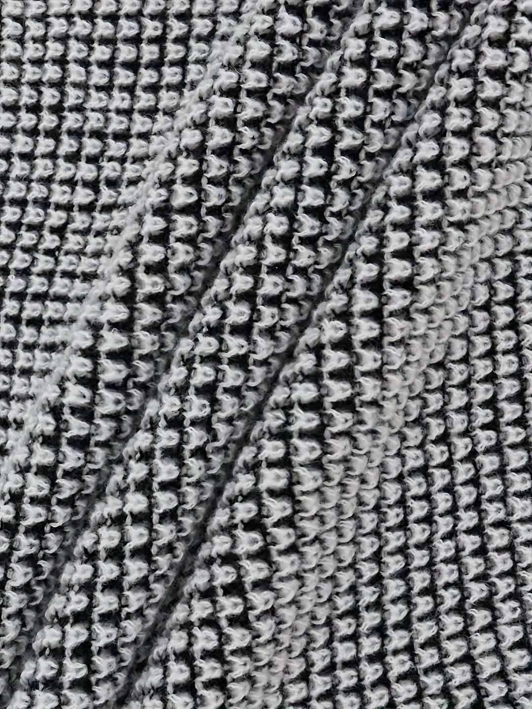 Pull Femme En Maille Fine – Poignets Boutonnés