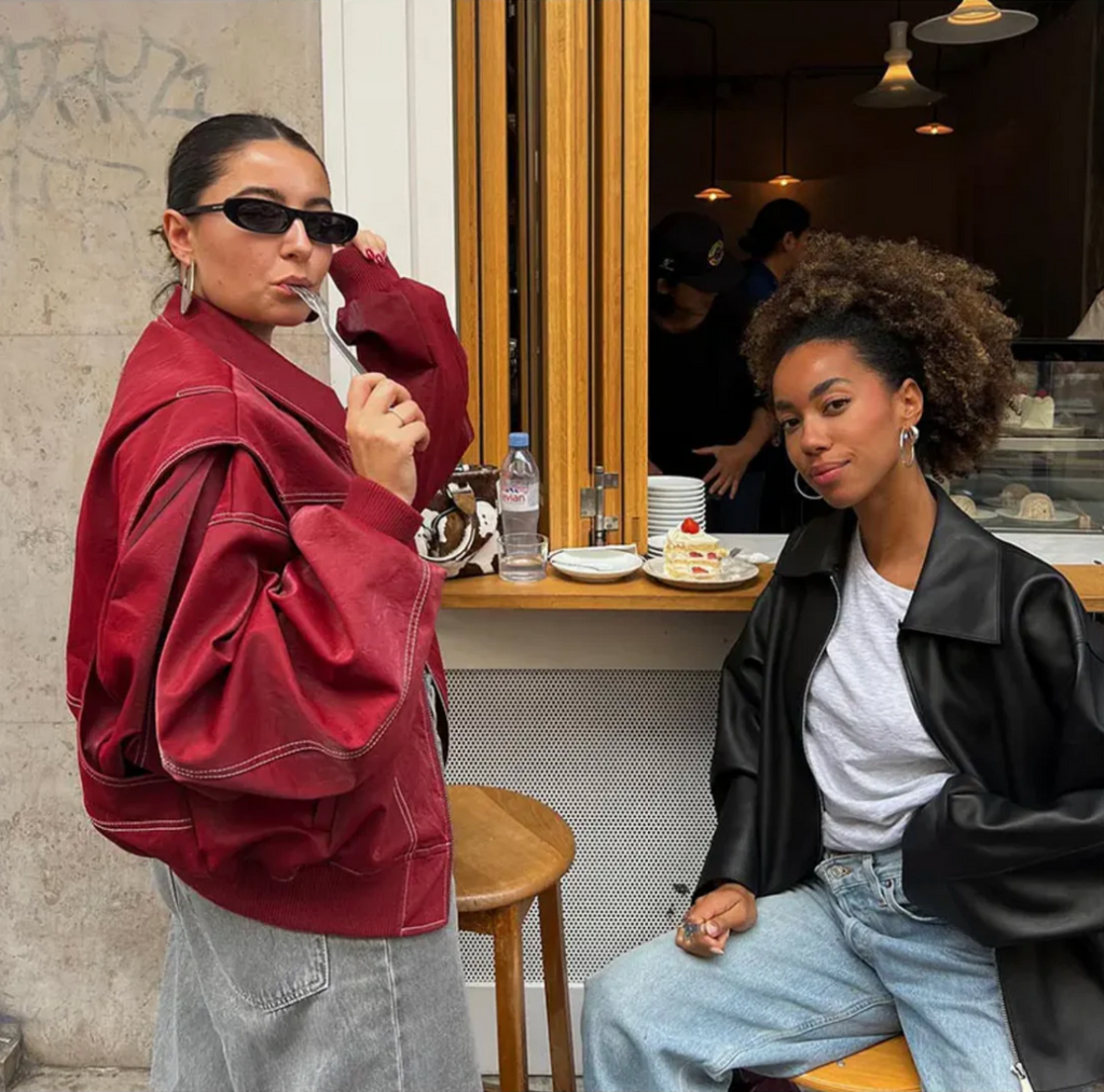 Veste Bomber Femme Oversize en Similicuir – Surpiqûres Contrastées
