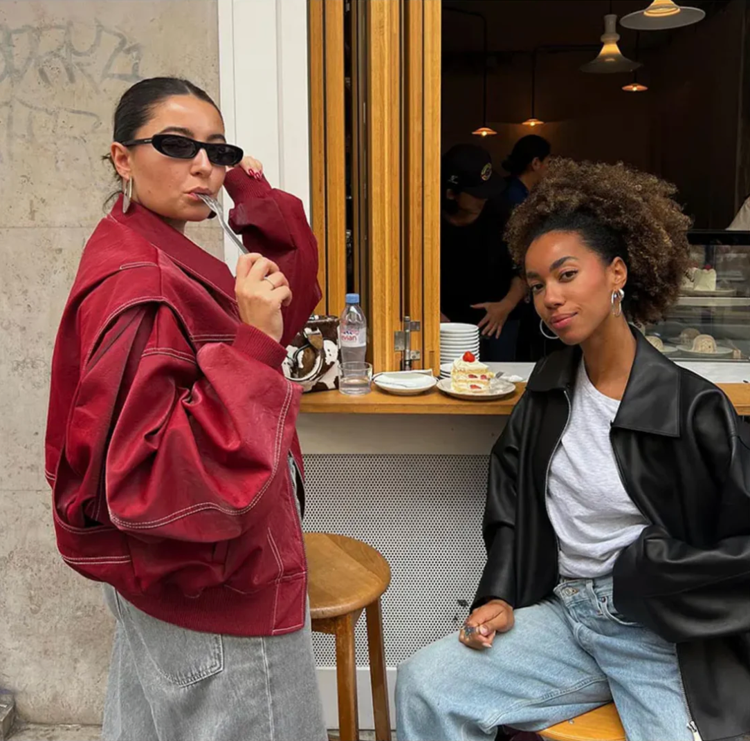 Veste Bomber Femme Oversize en Similicuir – Surpiqûres Contrastées