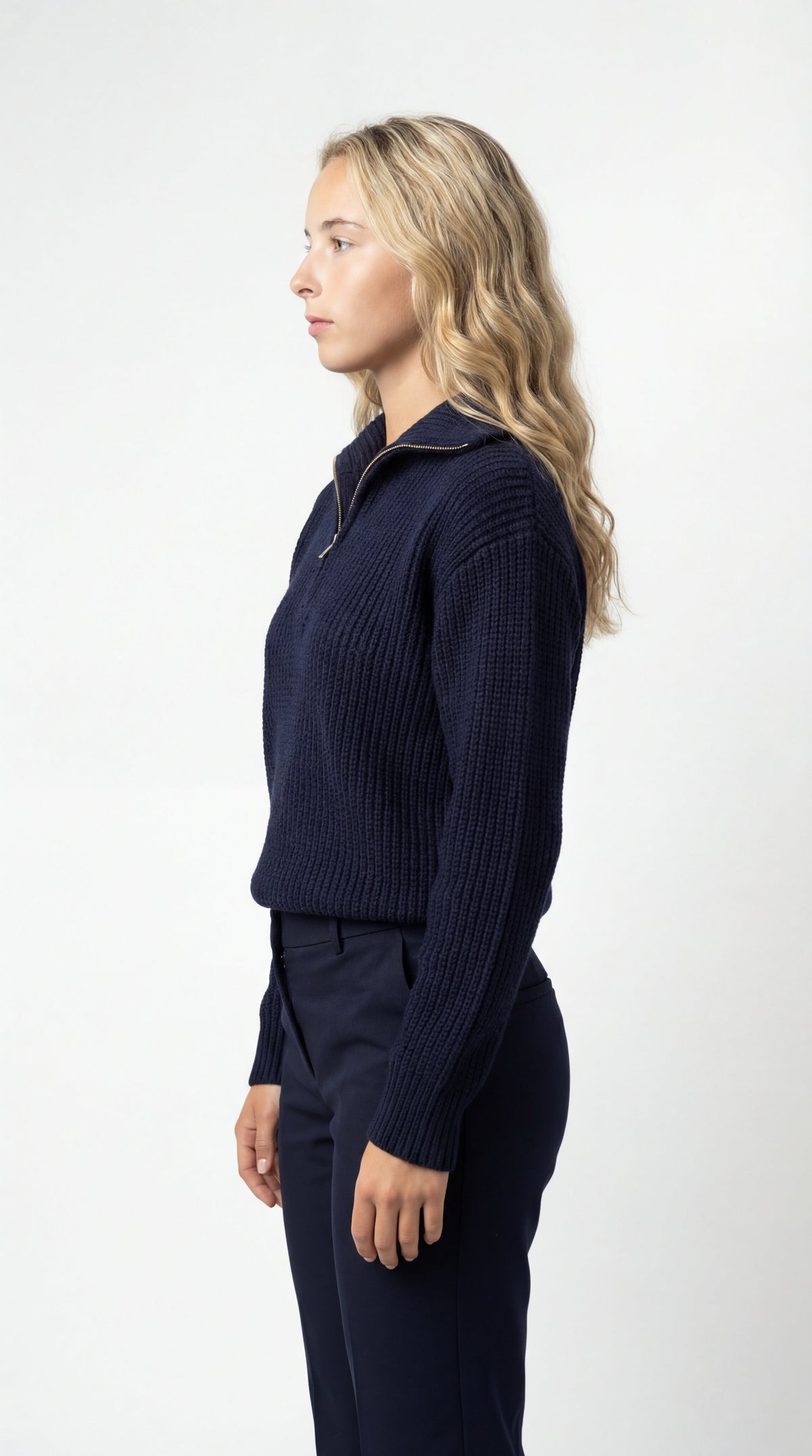 Pull Femme En Maille Gaufrée – Col Montant Zippé