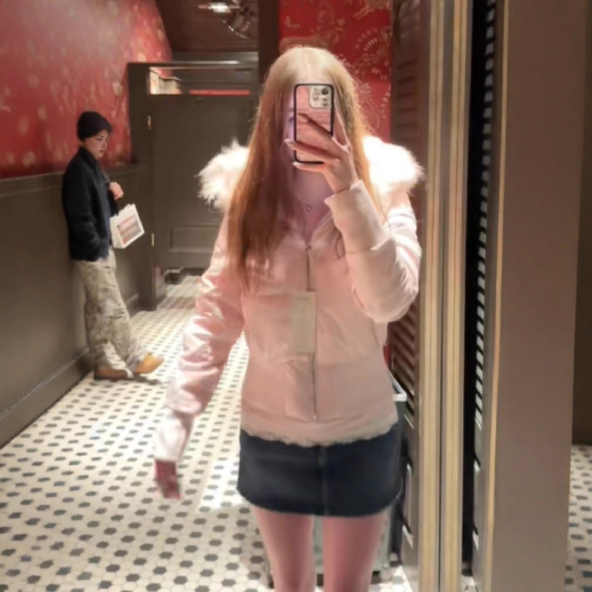 Doudoune Courte Femme Fausse Fourrure – Taille Côtelée