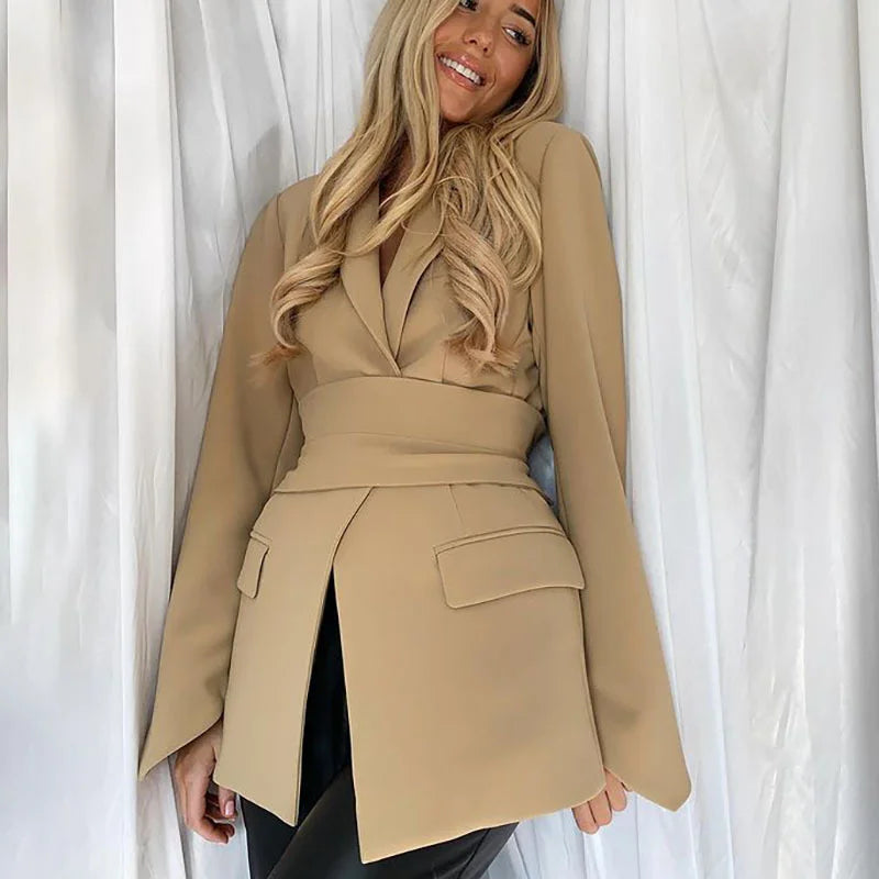 Blazer Femme Ceinturé – Col Cranté