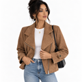 Veste biker effet daim camel Wearviro portée, vue de face