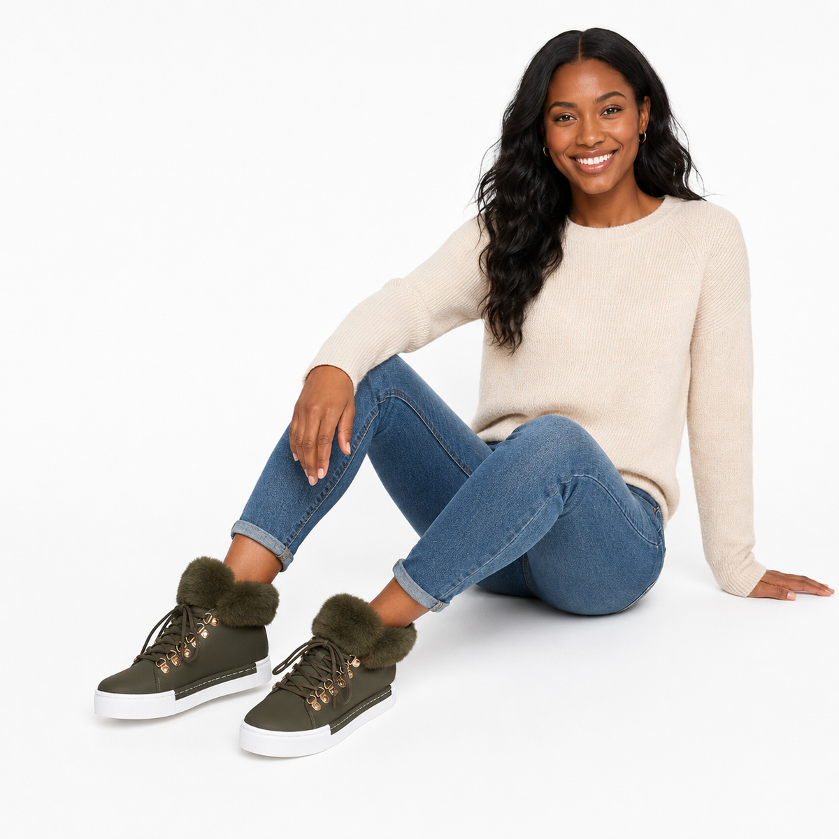 Bottines Femme À Lacets Et Col Fourrure – Effet Suédine